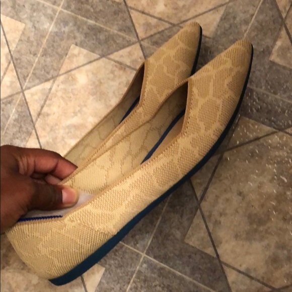 Rothy’s Sahara Gold Points - Picture 4 of 8